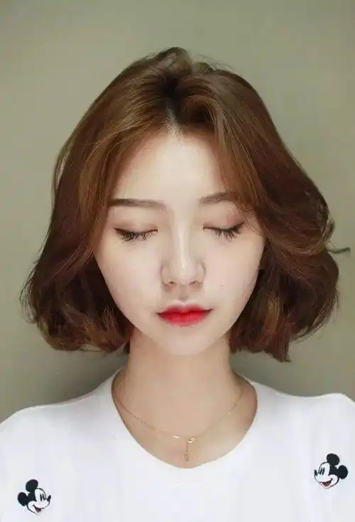 钻石脸女生精剪短头发设计,短发图片,发型图片