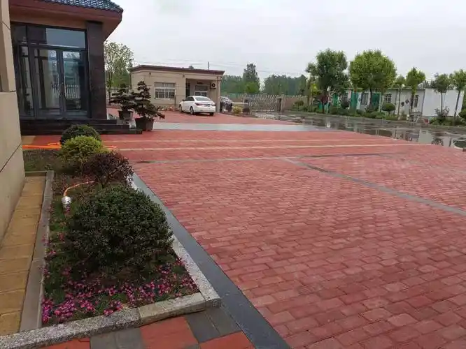 透水砖——绿色建筑的守护者