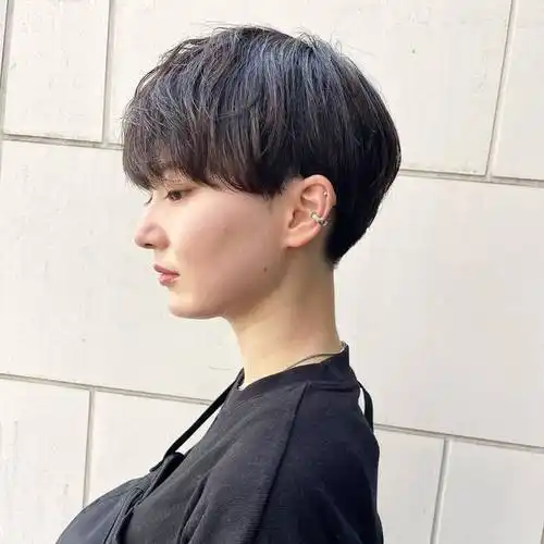 推边女士短发很清爽,剪完大不一样|脸型|圆脸|方脸|发型师_网易订阅