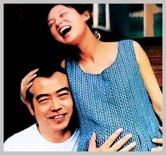 看了陈雨昂的"朋友圈"才懂,为啥陈凯歌总是对陈飞宇恨铁不成钢