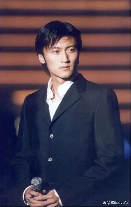 谢霆锋潇洒自在活出了自己想要的人生