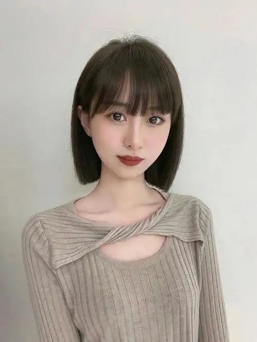 高冷短发