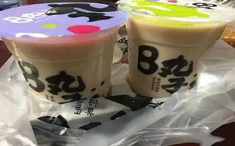 8丸子奶茶加盟