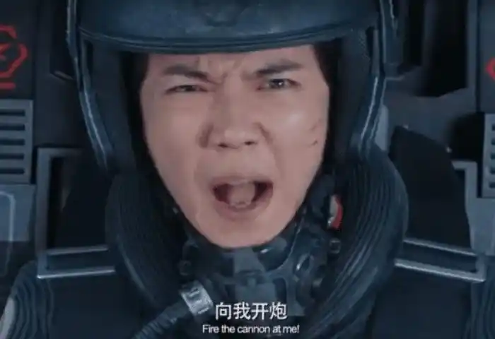 看了这么多开炮镜头,再看鹿晗"向我开炮",网友:我好像误会了