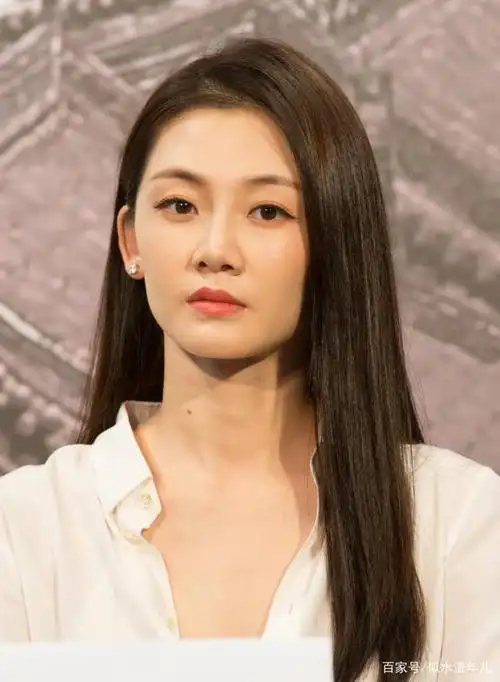 芳华女主苗苗的一些简介,中国舞出身!