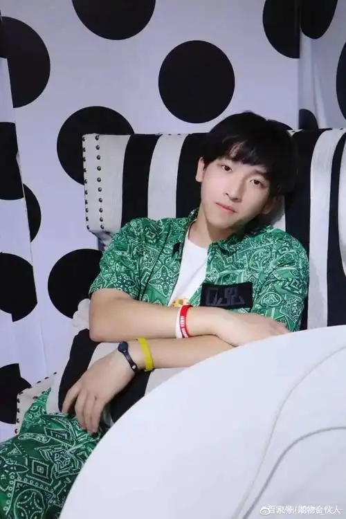 "小湖北"张俊一:"哭不出眼泪的时候,那就把自己掐出来"