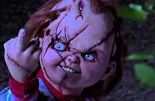 养小鬼,8种东西别放床头会招鬼(床上放什么东西能驱鬼)