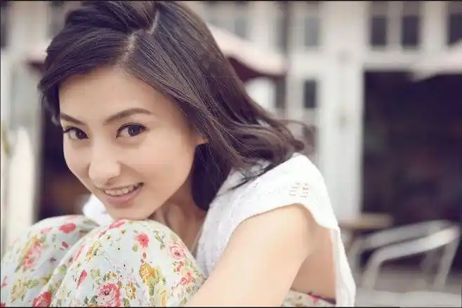 沈眉庄虎牙斓曦个人简历斓曦个人简介沈眉庄虎牙照片斓曦一家三口照片