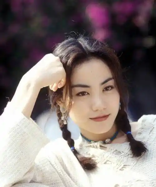 中岛美雪给华人歌手写的唯一一首歌,交给当时产后复出的王菲首唱_香港