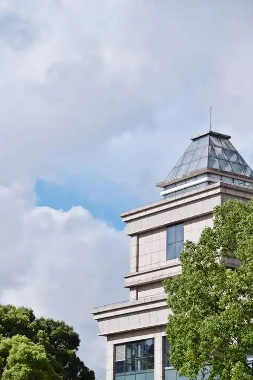 上大学像在"度假"?中国这14所高校风景美如画,简直是在拉仇恨