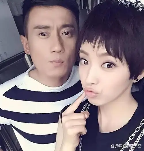 刘晓洁和徐洪浩是中国娱乐圈中一对低调恩爱夫妻.