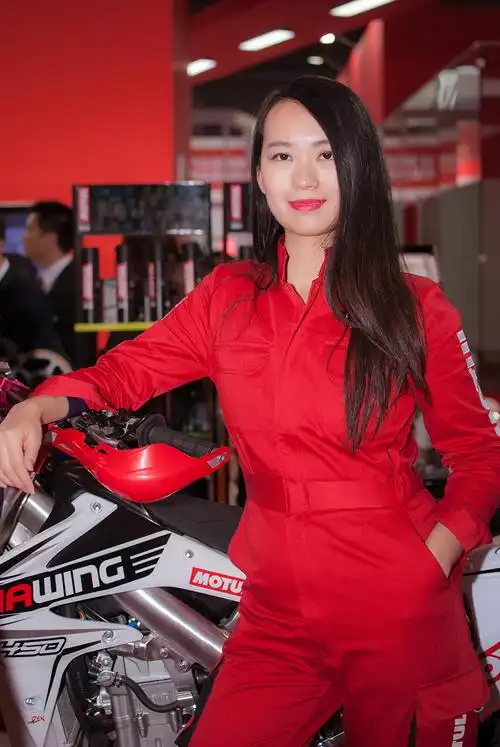 韩国ppl组合洗车妹热舞