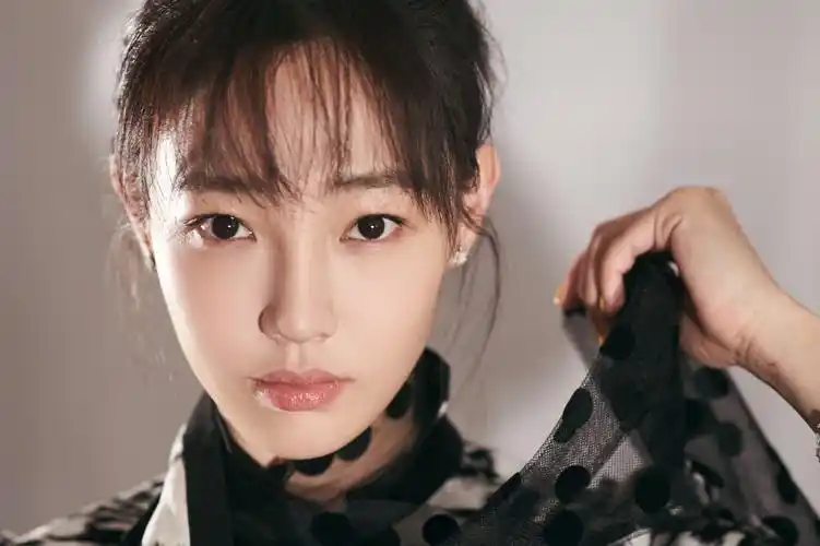 p>白百何,1984年3月1日出生于山东省青岛市市北区,毕业于 a target="