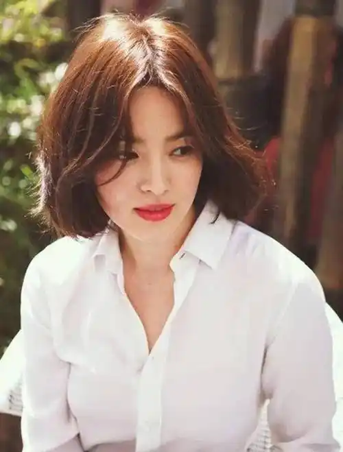 方圆脸型,梨形身材不会穿?