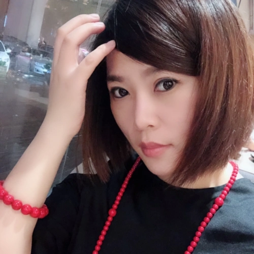 32岁离异女征婚照片(id:1284298662)_广东广州征婚交友_珍爱网