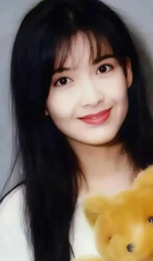 周慧敏高清美艳写真美丽惊艳