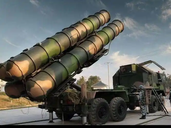毁伤能力,s-300pmu2可同时跟踪120个目标,发现距离超过185千米,并可