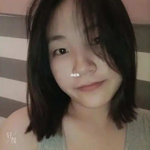 新发型速速来几张自拍留念