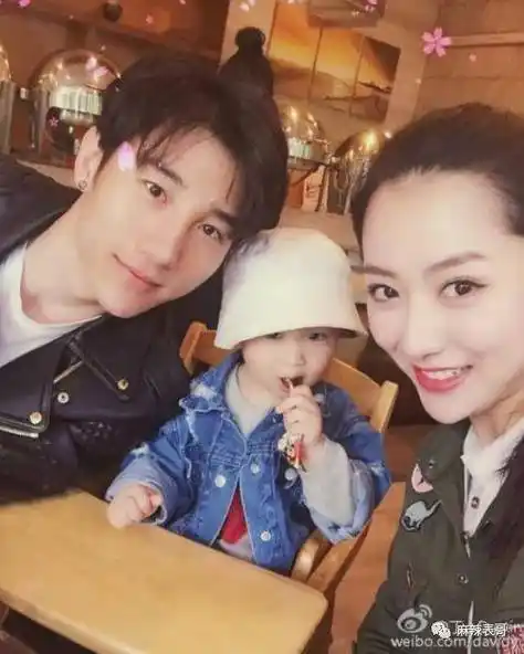 贺军翔被警方搜查?这才刚有水花,就出事啊…_郑元畅_丁一_绯闻