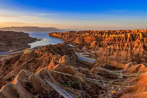 时光小镇龙羊峡