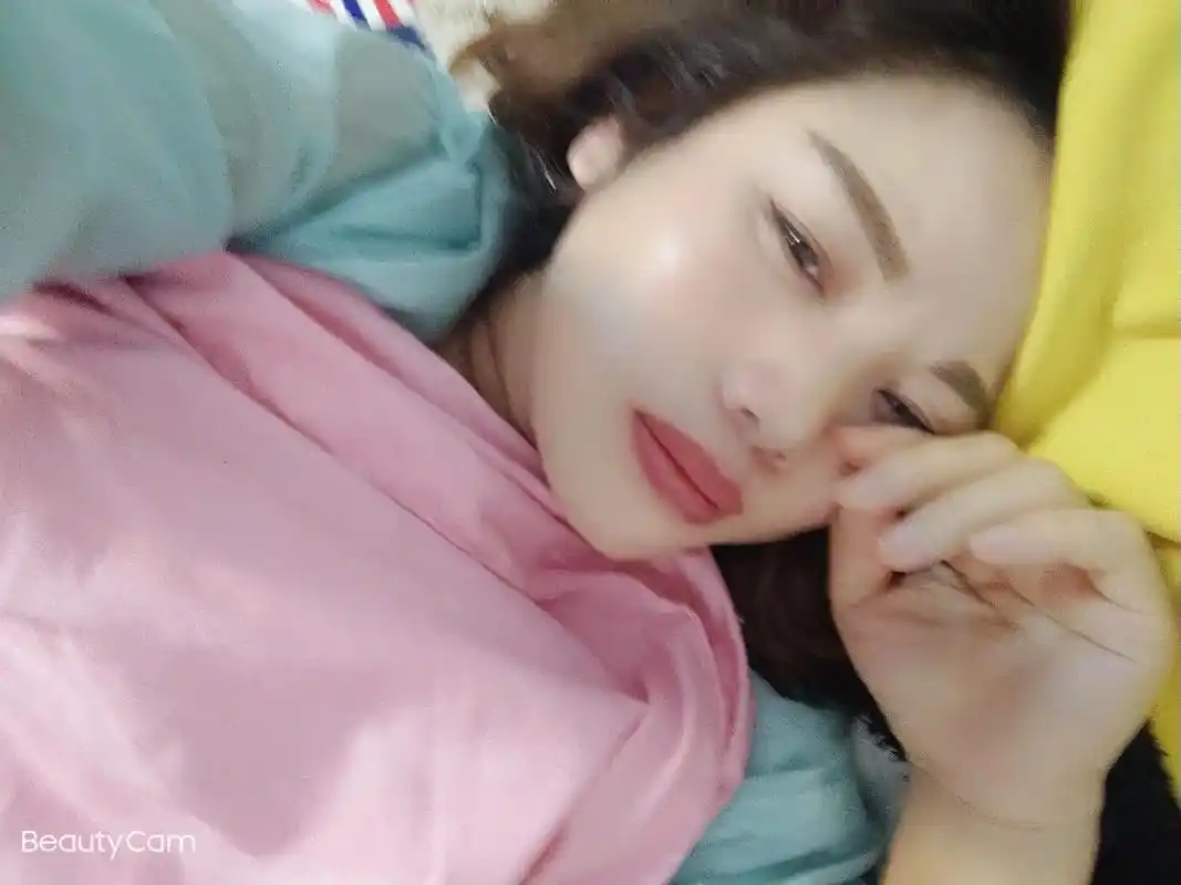 谢谢我最亲爱的婆婆妈,今天下午喝醉了醒了发现满嘴里都是妈妈喂 - 抖