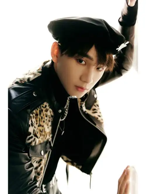 豹纹  #时尚大片  #造型  #时尚  #帅哥  #向全世界安利姚琛  #jy