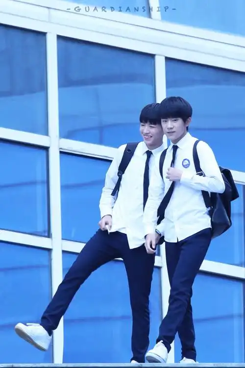 王俊凯易烊千玺tfboys超少年密码高清