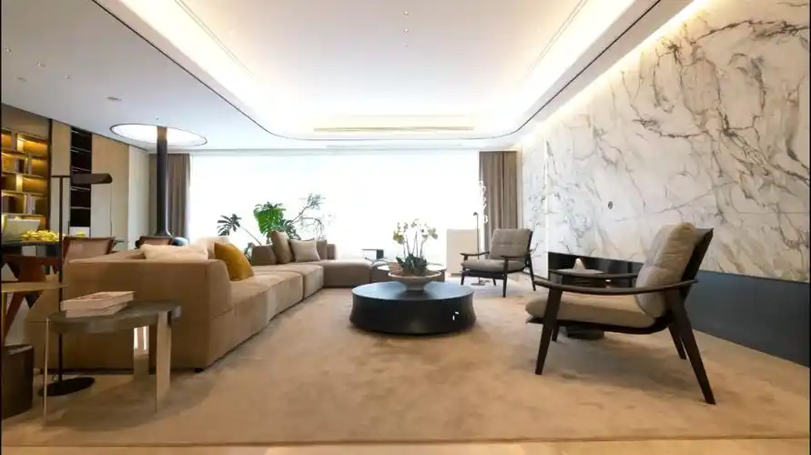 300方精装大平层