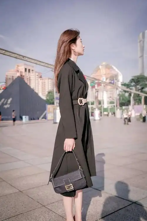 会穿风衣的女人,美的有质感