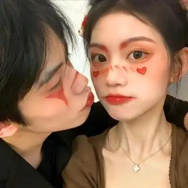 2023秀恩爱超甜超虐狗的情头(32张)_情侣头像_呆呆头像网