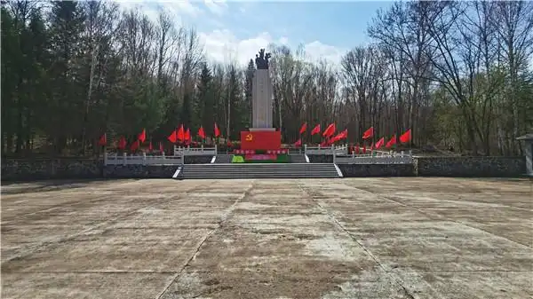 上甘岭林业局公司溪水老钱柜