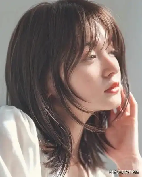 适合学生党的刘海,适合学生党的法式刘海(最近突然火了一种发型)