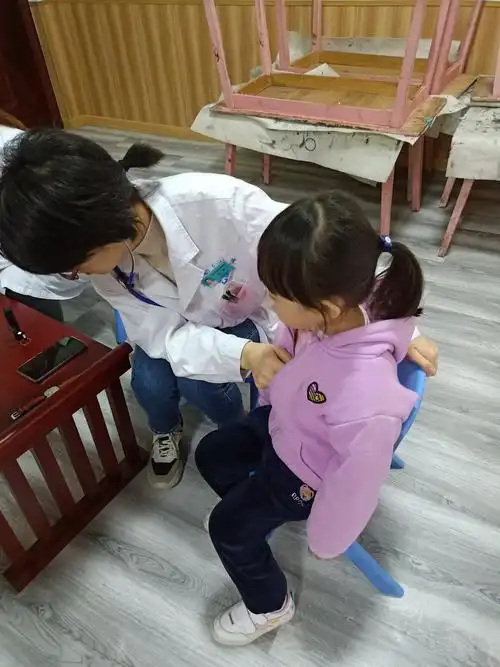 我体检,我健康,我快乐——金色童年幼儿园中班体检美篇