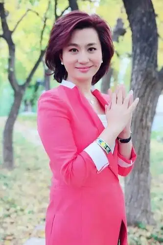 经蓓在生活里行走的文化使者