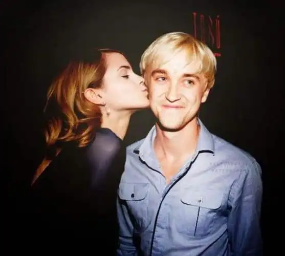 的演员们,哈利心里苦:同学成了老爸女友_德拉科·马尔福_赫敏_崩溃