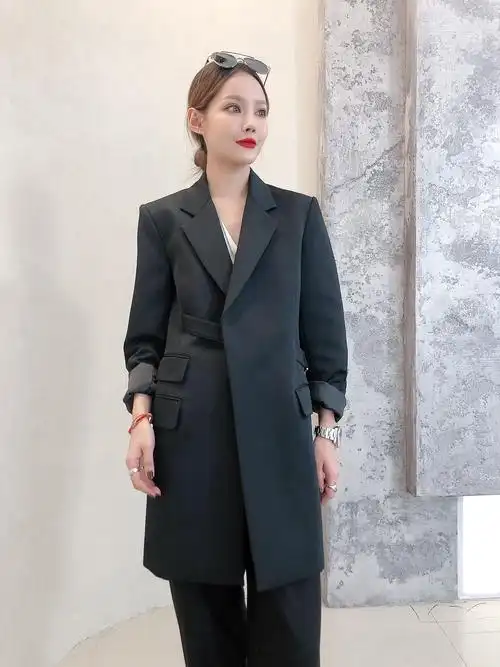 南油西服外套2021秋装新款翻领垫肩长袖纯色中长款西装女欧货潮