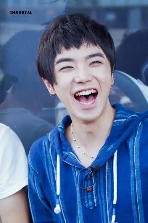 请露出你色色的笑@华晨宇yu