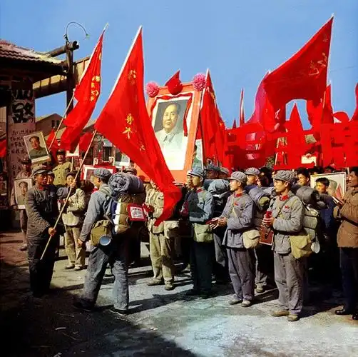 红卫兵长征开始