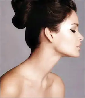 绝招1——天鹅般的美颈曲线