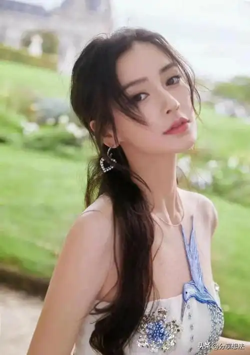 杨颖明星壁纸32