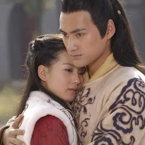 袁弘刘诗诗吻戏刘诗诗袁弘为胡歌新片包场