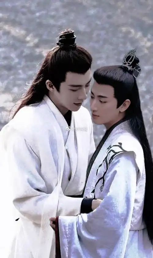 玛丽苏之刘昱晗他穿越了