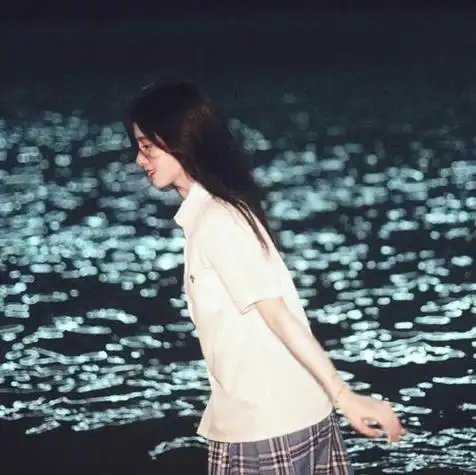 鞠婧祎的背影图片头像 背影头像图片大全 -【爱个性】