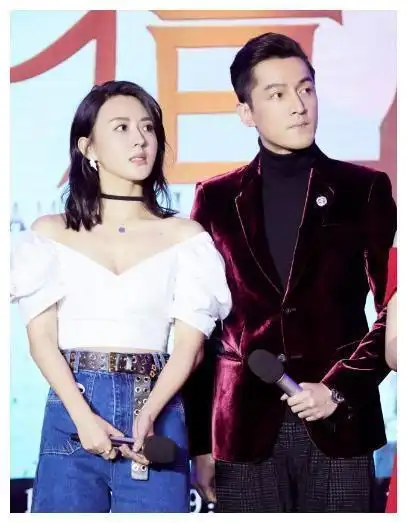 她本是杨幂助理,因长相太美被导演看中,与胡歌合作后一炮而红