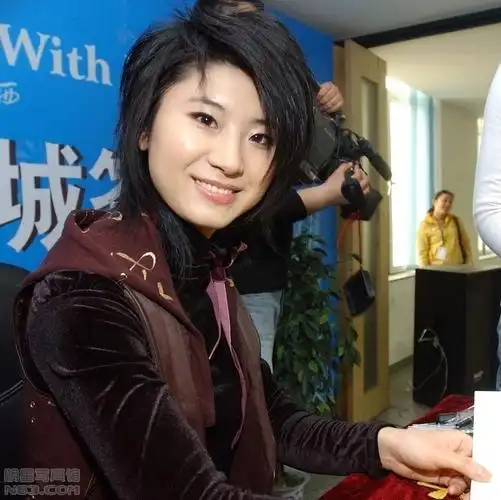 尚雯婕写真图片-自制640x960壁纸.高清大图-明星写真馆n63.com