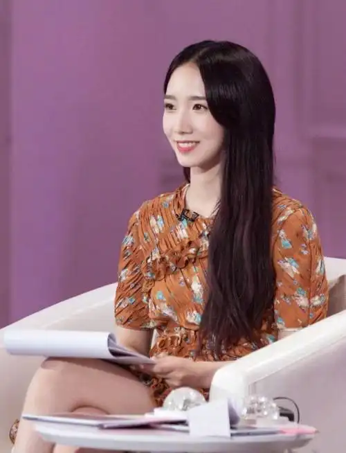 多才多艺的孟美岐实力杠杠滴穿搭经也不落后每一个都是经典