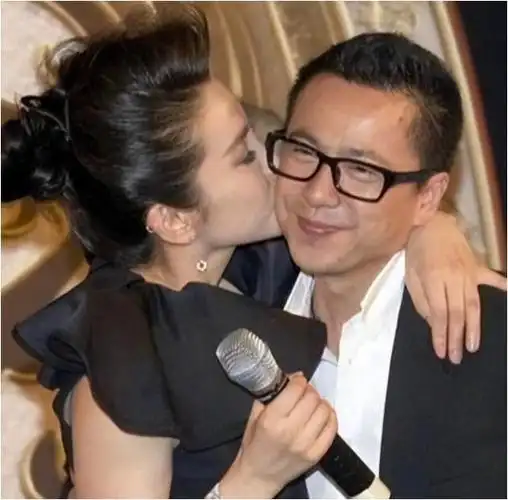 李冰冰50岁未婚无子,农村女孩成为明星,付出多少努力?