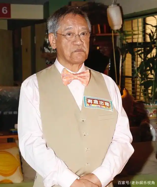 他是二房最小儿子,曾拍一部戏买一栋房,今80岁肾衰竭仍坚持演戏