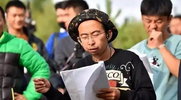 郭有才爆火没破防,郭有才买车没破防,看到郭有才老婆,我破防了