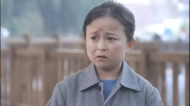 袖珍妈妈:周兰有事中途离开,让笑笑喊口令领舞,瞧把她傲娇的-影视综